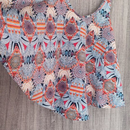 Zara top like new, colorful with straps and bow