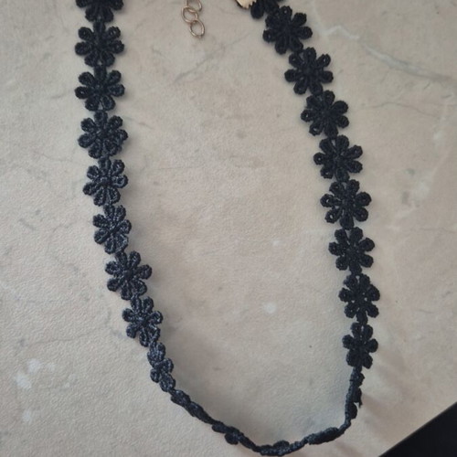 Zara black choker like new with beautiful details