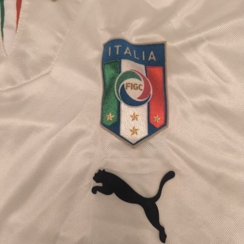 Italy national football jersey authentic, large, like new, white