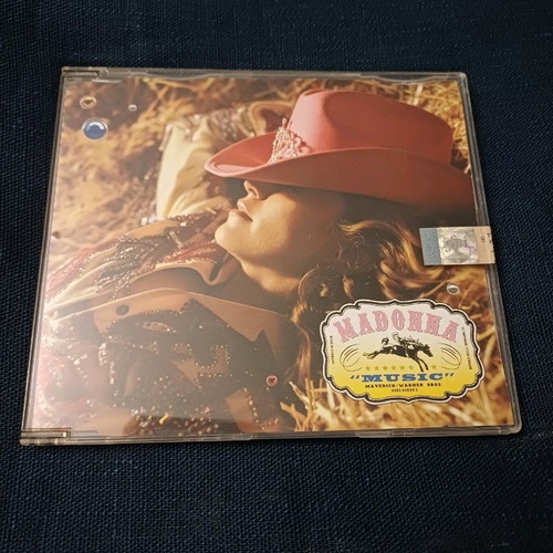Madonna Music 4 Trk CD Single like new, electronic