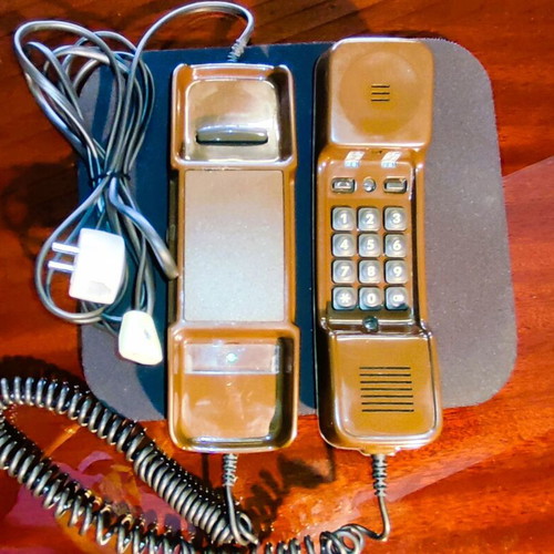 Vintage POST KFeAp 372-2 Corded Phone 1986 Like New, Brown