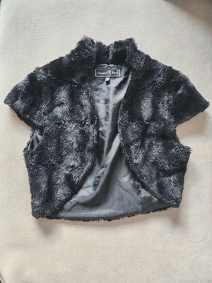 Stylna Zhena black bolero, size M