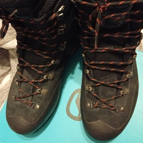Scarpa Manta Tech GTX hiking boots, blue, size 44.5