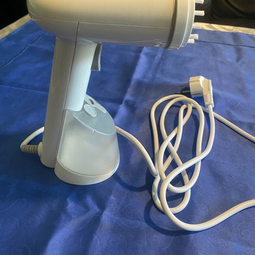 Vertical Steam Iron like new