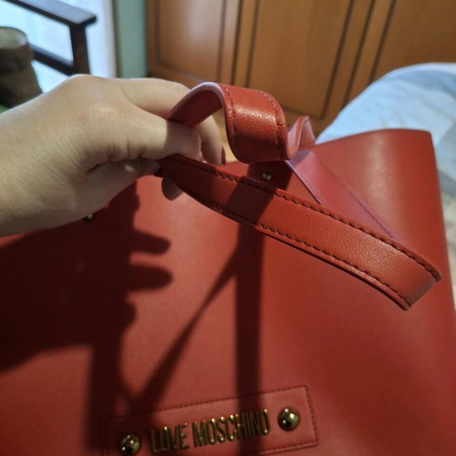 Love Moschino large red shoulder bag like new with pouch