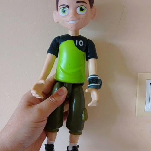 Ben 10 Ben Tennyson action figure used