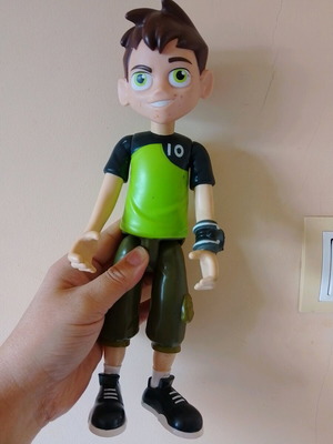 Ben 10 Ben Tennyson action figure used