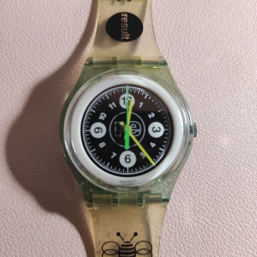 Swatch Solar Recharge SRG101 Vintage 1996 Watch new with case