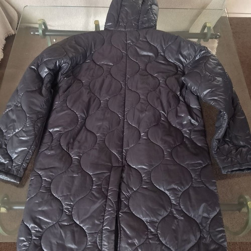 Long women's quilted black jacket like new
