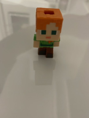 Alex Minecraft figure new