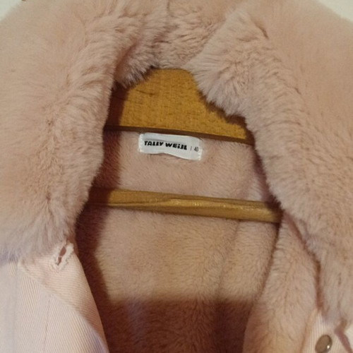 Denim jacket with fur pink, like new, size 40