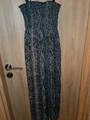 Long Dress snake print like new, black