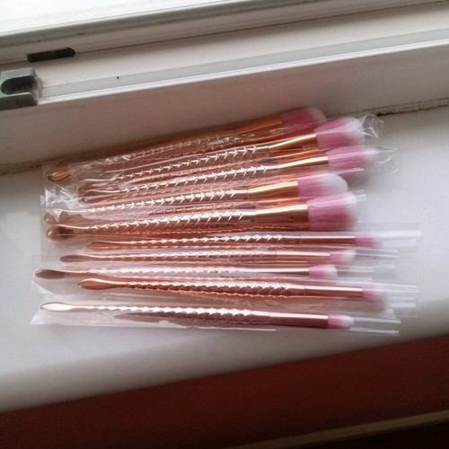 Makeup brush set of 10 new with case