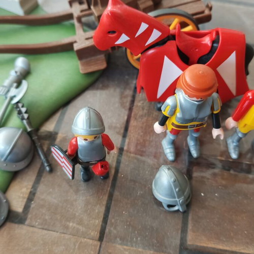 Playmobil 5168 used, good condition with missing parts