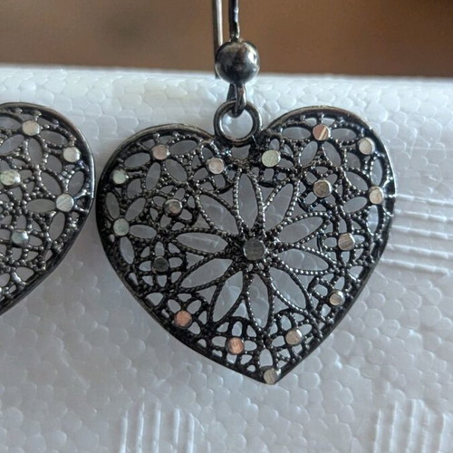 Loisir heart earrings made of oxidized silver new
