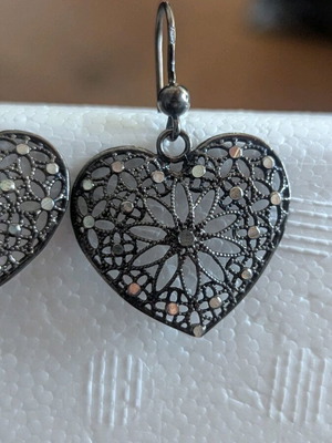 Loisir heart earrings made of oxidized silver new