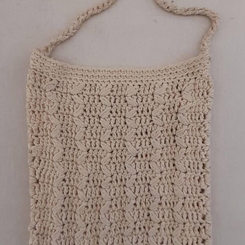 Handmade knitted shoulder bag 1970s used, beige