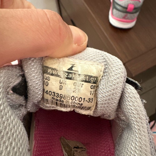 Zakcret sneakers size 27 like new, grey-pink sports shoes