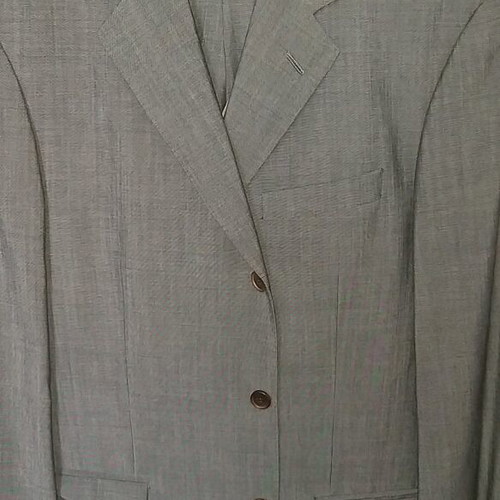 Prince Oliver suit with vest, like new, light gray summer