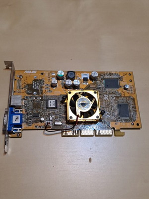 ASUS V8170DDR/64M GeForce4 MX 440 graphics card used