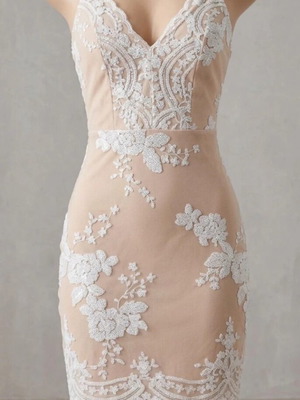 Evening wedding dress, size S, beige lace tulle