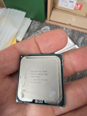 Intel Core E8500 3.16GHz unlocked CPU socket 775