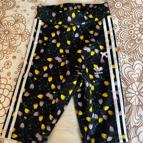 Adidas women's cycling leggings new, size XS with designs