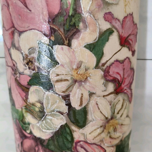 Handmade decorative tile with floral motif like new