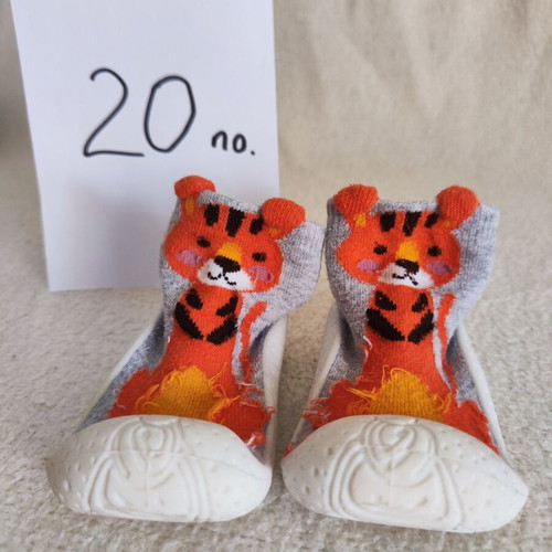 Boy shoes size 20 used