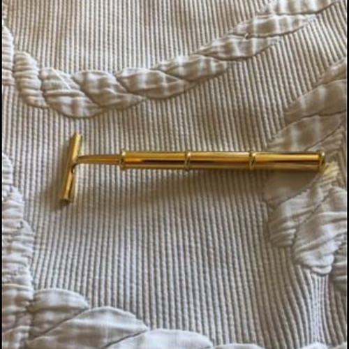 Eurolink gold razor new in velvet box