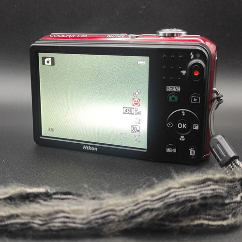 Nikon Coolpix L28 Red 20MP digital camera used