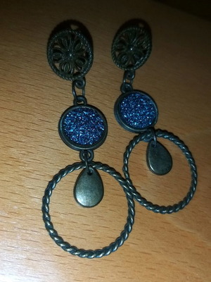 Dangling earrings