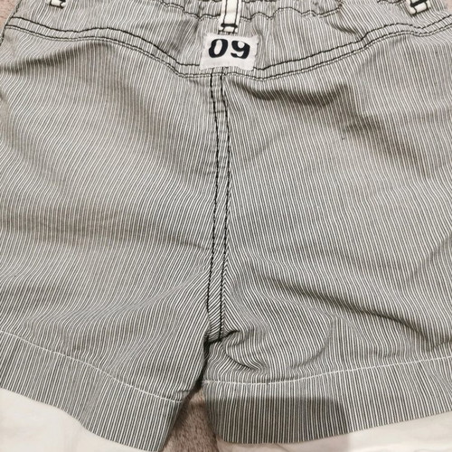 Boy's bermuda shorts used, size 1, with worn drawstring