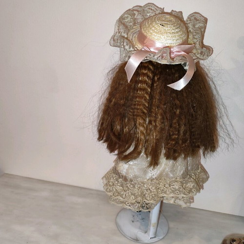 Porcelain doll Megan Heritage Mint Ltd Collection used