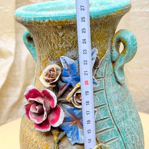 Ceramic large handmade vase with embossed decorative flowers, like new, 27 cm