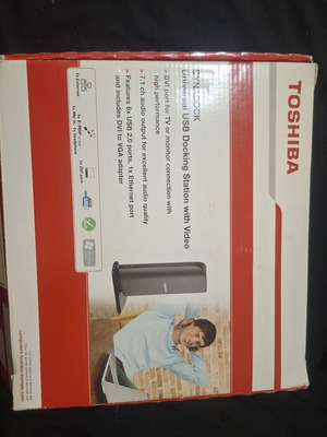 Toshiba USB docking station with video like new