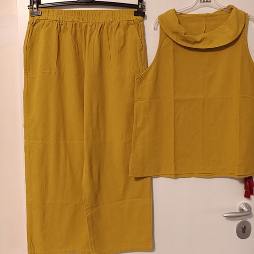 Women's linen set like new, mustard yellow top and pants