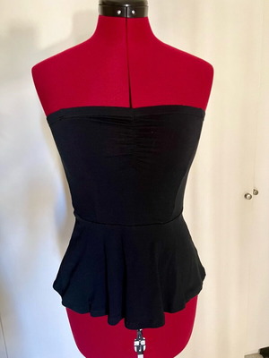Strapless top new with ruffles, size s/m, black
