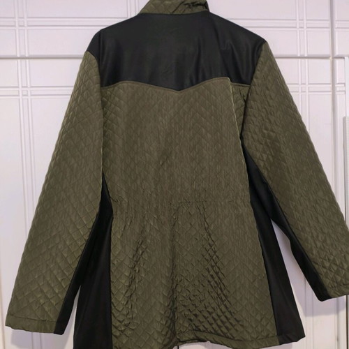 Plus Size Jacket new NoS khaki with black quilted and leather details