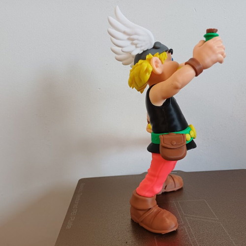 Asterix figure 20 centimeters new