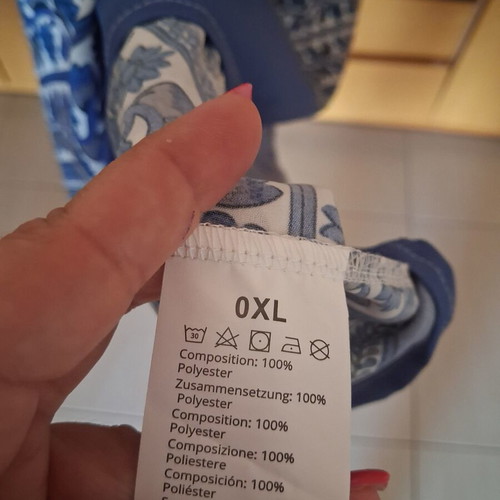 Maxi summer dress new, white with blue floral pattern