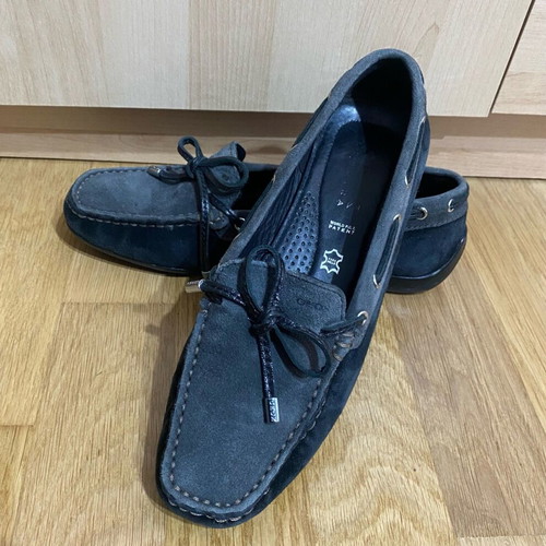 Geox leather suede moccasins black with grey like new