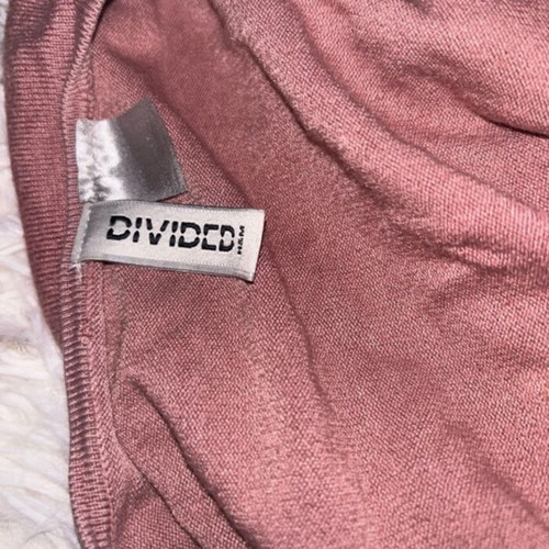 Pink long-sleeve top used with wear, H&M, size XS