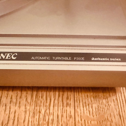 NEC sound system amplifier and turntable like new
