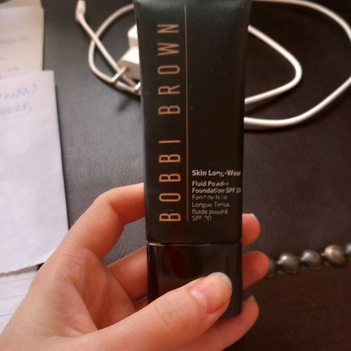 Bobbi Brown light foundation used, shade C 004 Alabaster