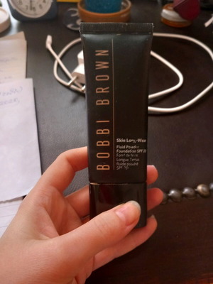 Bobbi Brown light foundation used, shade C 004 Alabaster