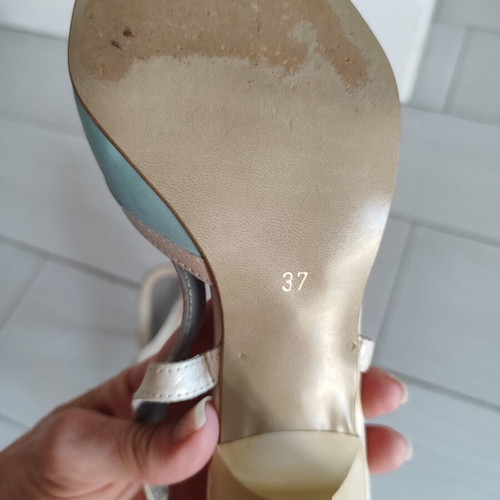 Vintage Formenterra leather sandals size 37 like new, beige and blue