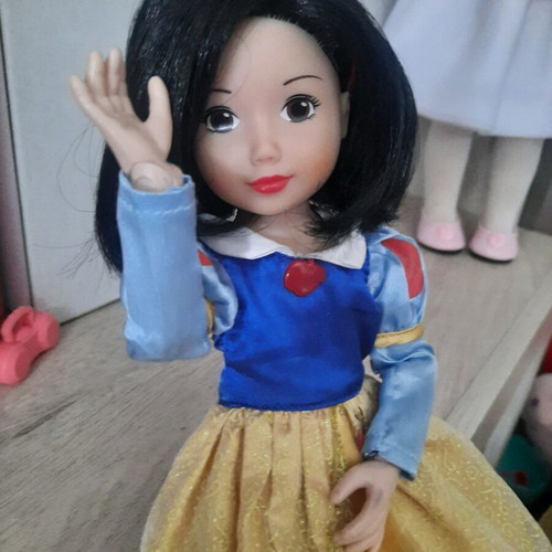 Snow White Jolina Ballerina articulated doll by Zapf Creation
