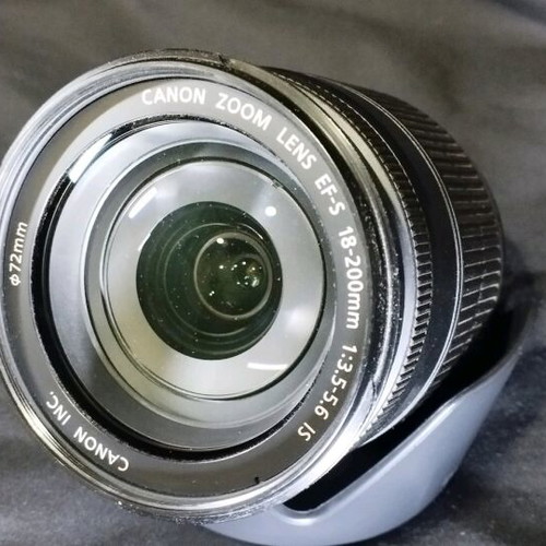Canon 18-200 f3.5-5.6 IS lens used with filter and hood