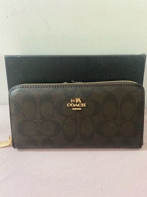 Coach wallet new, black and brown